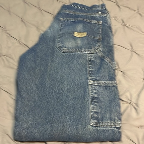 Wrangler - Picture 5 of 5